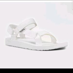 Teva Womens White The Original Universa Gorpcore Quicky Dry Outdoor Sandal 10